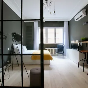 creative-apartment-aranykz-street.inbudapesthotels.com/